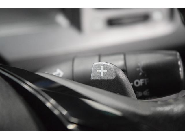 ステップワゴンスパーダ Ｚ　全周囲カメラ　後席モニター　両側パワースライドドア　フルセグナビ　ＥＴＣ　ＨＩＤ　スマートキー　横滑り防止装置　オートライト　オートエアコン　マニュアルモード（38枚目）