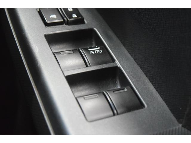 ステップワゴンスパーダ Ｚ　全周囲カメラ　後席モニター　両側パワースライドドア　フルセグナビ　ＥＴＣ　ＨＩＤ　スマートキー　横滑り防止装置　オートライト　オートエアコン　マニュアルモード（39枚目）