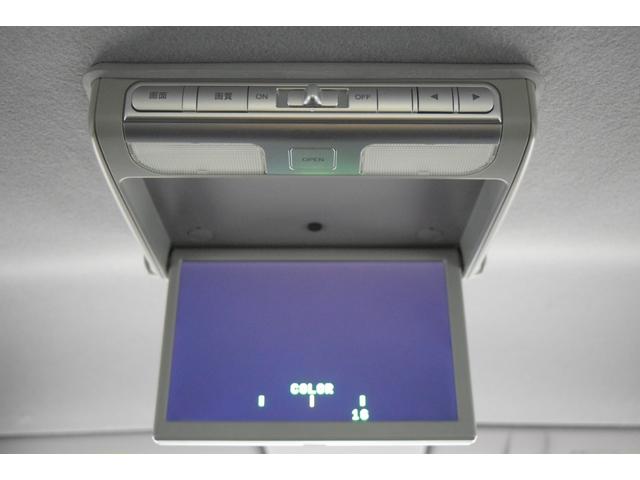 ステップワゴンスパーダ Ｚ　全周囲カメラ　後席モニター　両側パワースライドドア　バックカメラ　フルセグナビ　マニュアルモード　スマートキー　ＥＴＣ　ＨＩＤ　オートライト　オートエアコン　レーンキープアシスト（16枚目）