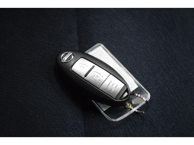 キューブ １５Ｘ　インディゴ＋プラズマ　Ｂｌｕｅｔｏｏｔｈ　フルセグナビ　スマートキー　ＥＴＣ　オートエアコン　プッシュスタート　プラズマクラスター（30枚目）