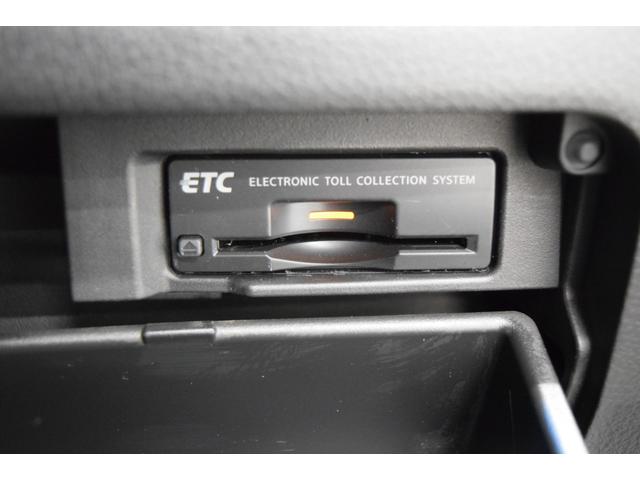 セレナ ライダー　ブラックライン　ＺＺ　Ｓ－ハイブリッド　Ｂｌｕｅｔｏｏｔｈ　地デジナビ　後席モニター　全周囲カメラ　ＬＥＤヘッドライト　コーナーセンサー　ＥＴＣ　アイドリングストップ　ダブルオートエアコン　クルーズコントロール　両側パワースライドドア（33枚目）