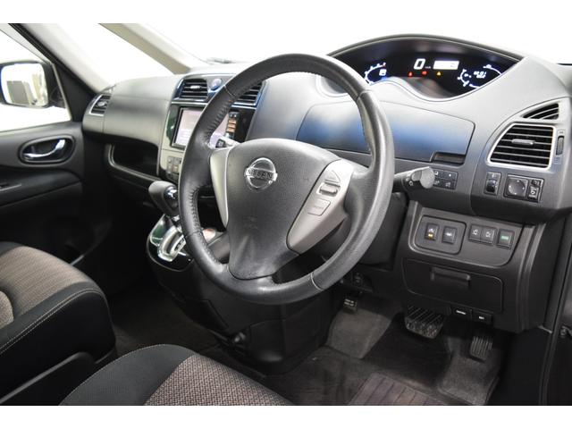 セレナ ハイウェイスター　Ｓ－ハイブリッド　Ｂｌｕｅｔｏｏｔｈ　フルセグナビ　全周囲カメラ　後席モニター　スマートキー　コーナーセンサー　アイドリングストップ　ダブルオートエアコン　クルーズコントロール　ＥＴＣ　ＬＥＤ　両側パワースライドドア（17枚目）