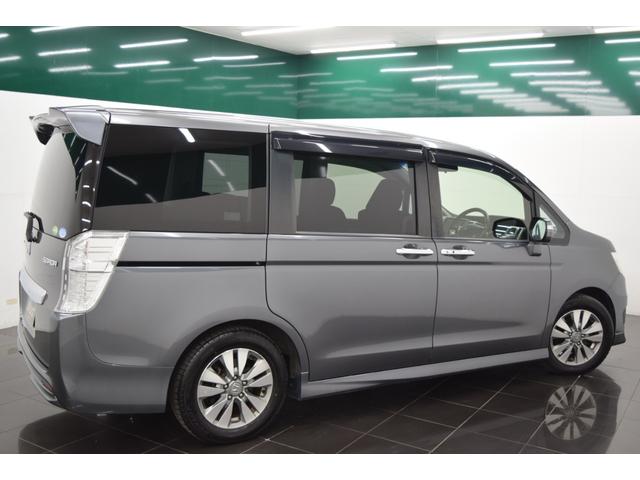 ステップワゴンスパーダ Z 後席モニター フルセグナビ バックカメラ ETC HID スマートキー マニュアルモード アイドリングストップ フルフラット オートエアコン 両側パワースライドドア(9枚目)