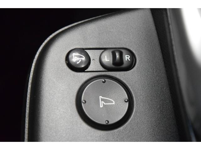 ステップワゴンスパーダ Z 後席モニター フルセグナビ バックカメラ ETC HID スマートキー マニュアルモード アイドリングストップ フルフラット オートエアコン 両側パワースライドドア(31枚目)