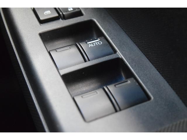 ステップワゴンスパーダ Z 後席モニター フルセグナビ バックカメラ ETC HID スマートキー マニュアルモード アイドリングストップ フルフラット オートエアコン 両側パワースライドドア(35枚目)