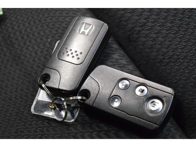 ステップワゴンスパーダ Z 後席モニター フルセグナビ バックカメラ ETC HID スマートキー マニュアルモード アイドリングストップ フルフラット オートエアコン 両側パワースライドドア(36枚目)