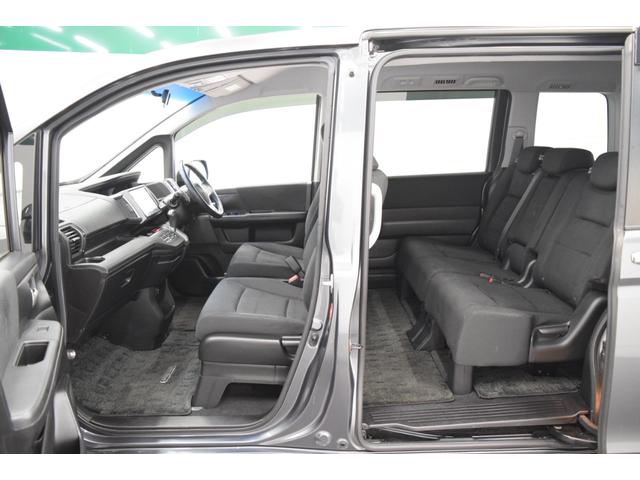 ステップワゴンスパーダ Z 後席モニター フルセグナビ バックカメラ ETC HID スマートキー マニュアルモード アイドリングストップ フルフラット オートエアコン 両側パワースライドドア(41枚目)