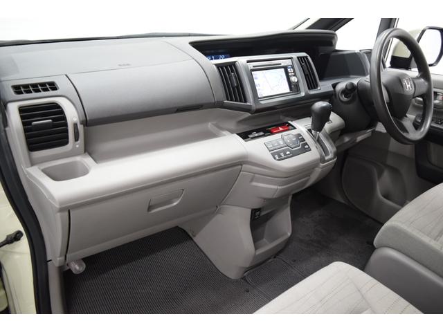 ステップワゴン Ｇ　Ｌパッケージ　地デジナビ　キーレス　ＥＴＣ　フルフラット　オートエアコン　両側パワースライドドア（33枚目）