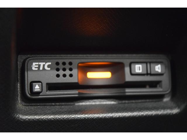 ステップワゴンスパーダ Z クールスピリット フルセグナビ バックカメラ ハーフレザーシート アイドリングストップ クルーズコントロール オートエアコン フルフラット ETC スマートキー マニュアルモード オートライト 両側パワースライドドア(15枚目)