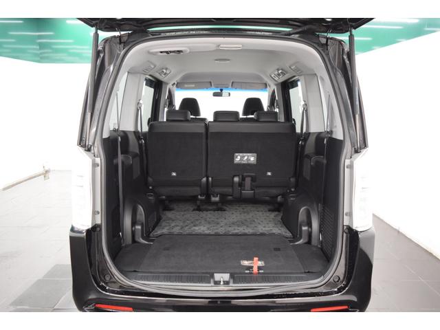 ステップワゴンスパーダ Z クールスピリット フルセグナビ バックカメラ ハーフレザーシート アイドリングストップ クルーズコントロール オートエアコン フルフラット ETC スマートキー マニュアルモード オートライト 両側パワースライドドア(24枚目)