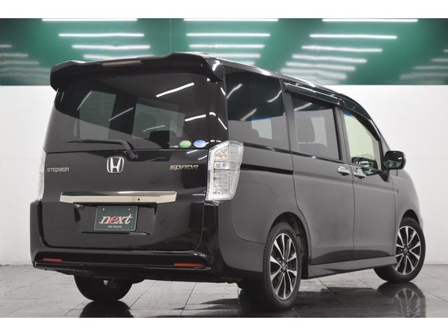 ステップワゴンスパーダ Z クールスピリット フルセグナビ バックカメラ ハーフレザーシート アイドリングストップ クルーズコントロール オートエアコン フルフラット ETC スマートキー マニュアルモード オートライト 両側パワースライドドア(25枚目)