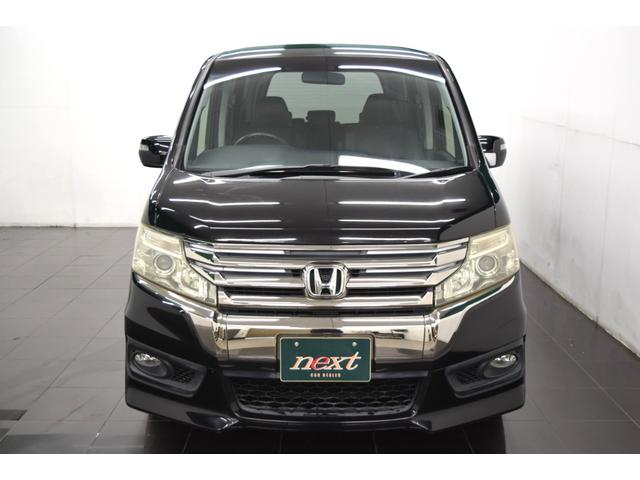 ステップワゴンスパーダ Z クールスピリット Bluetooth ナビ フルセグ Bカメラ ETC アイドリングストップ スマートキー マニュアルモード ハーフレザー フルフラット オートエアコン クルコン  後席モニター 両側パワースライドドア(7枚目)