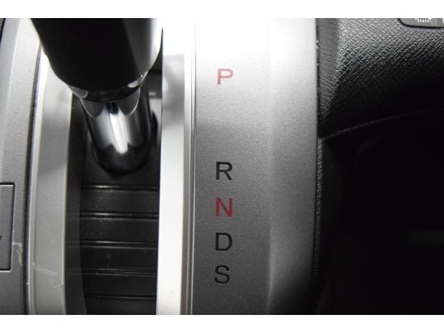 ステップワゴンスパーダ Z クールスピリット Bluetooth ナビ フルセグ Bカメラ ETC アイドリングストップ スマートキー マニュアルモード ハーフレザー フルフラット オートエアコン クルコン  後席モニター 両側パワースライドドア(31枚目)