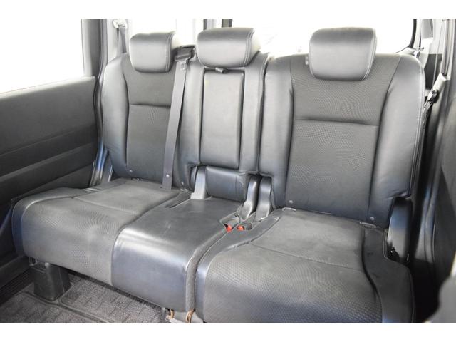 ステップワゴンスパーダ Z クールスピリット Bluetooth ナビ フルセグ Bカメラ ETC アイドリングストップ スマートキー マニュアルモード ハーフレザー フルフラット オートエアコン クルコン  後席モニター 両側パワースライドドア(40枚目)