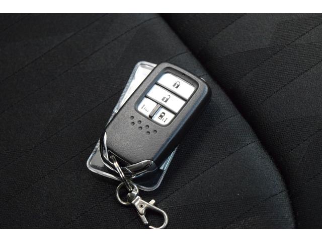 オデッセイ アブソルート・ホンダセンシング Bluetooth フルセグナビ 後席モニター バックカメラ ハーフレザーシート パワーシート アダプティブクルーズコントロール レーンアシスト LEDヘッドライト ETC 両側パワースライドドア(37枚目)