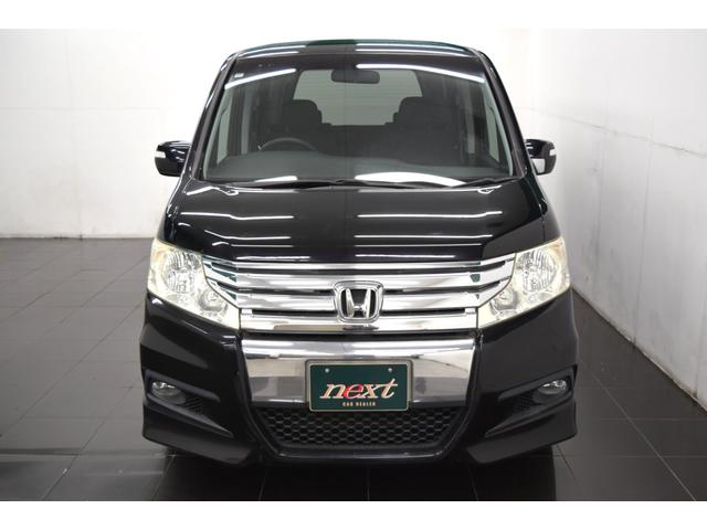 ステップワゴンスパーダ Ｚ　地デジナビ　バックカメラ　オートエアコン　マニュアルモード　フルフラットシート　ＥＴＣ　スマートキー　ＨＩＤ　オートライト　横滑り防止機能　フォグランプ　両側パワースライドドア（7枚目）