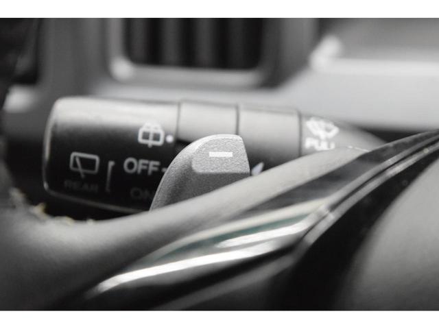 ステップワゴンスパーダ Ｚ　地デジナビ　バックカメラ　オートエアコン　マニュアルモード　フルフラットシート　ＥＴＣ　スマートキー　ＨＩＤ　オートライト　横滑り防止機能　フォグランプ　両側パワースライドドア（32枚目）