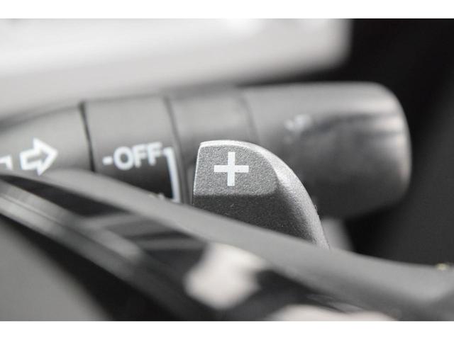 ステップワゴンスパーダ Ｚ　地デジナビ　バックカメラ　オートエアコン　マニュアルモード　フルフラットシート　ＥＴＣ　スマートキー　ＨＩＤ　オートライト　横滑り防止機能　フォグランプ　両側パワースライドドア（33枚目）