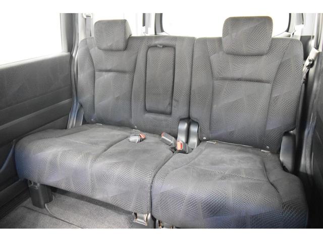 ステップワゴンスパーダ Ｚ　地デジナビ　バックカメラ　オートエアコン　マニュアルモード　フルフラットシート　ＥＴＣ　スマートキー　ＨＩＤ　オートライト　横滑り防止機能　フォグランプ　両側パワースライドドア（38枚目）