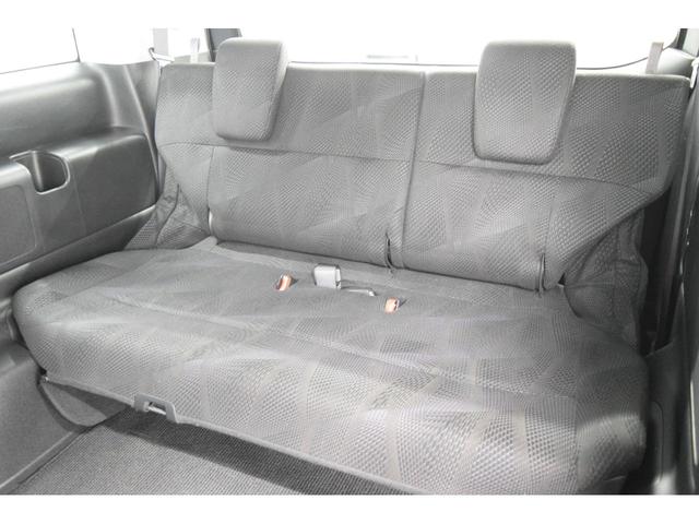 ステップワゴンスパーダ Ｚ　地デジナビ　バックカメラ　オートエアコン　マニュアルモード　フルフラットシート　ＥＴＣ　スマートキー　ＨＩＤ　オートライト　横滑り防止機能　フォグランプ　両側パワースライドドア（39枚目）