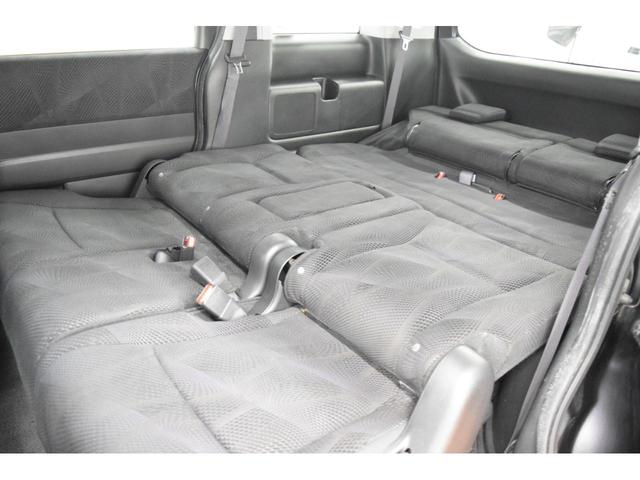 ステップワゴンスパーダ Ｚ　地デジナビ　バックカメラ　オートエアコン　マニュアルモード　フルフラットシート　ＥＴＣ　スマートキー　ＨＩＤ　オートライト　横滑り防止機能　フォグランプ　両側パワースライドドア（42枚目）