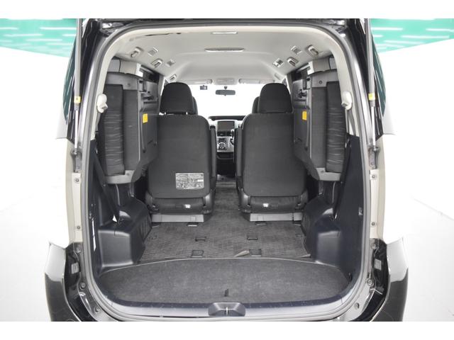 ヴォクシー ＺＳ　煌ＩＩ　Ｂｌｕｅｔｏｏｔｈ　８インチナビ　フルセグ　バックカメラ　オートライト　ＥＴＣ　スマートキー　ＨＩＤ　　マニュアルモード　デュアルオートエアコン　両側パワースライドドア（24枚目）