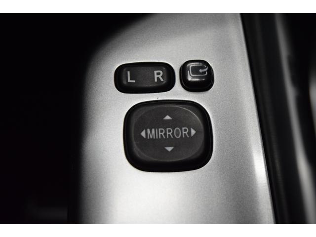 ヴォクシー ＺＳ　煌ＩＩ　Ｂｌｕｅｔｏｏｔｈ　８インチナビ　フルセグ　バックカメラ　オートライト　ＥＴＣ　スマートキー　ＨＩＤ　　マニュアルモード　デュアルオートエアコン　両側パワースライドドア（35枚目）