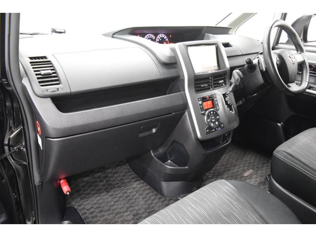 ヴォクシー ＺＳ　煌ＩＩ　Ｂｌｕｅｔｏｏｔｈ　８インチナビ　フルセグ　バックカメラ　オートライト　ＥＴＣ　スマートキー　ＨＩＤ　　マニュアルモード　デュアルオートエアコン　両側パワースライドドア（37枚目）