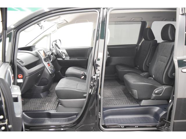 ヴォクシー ＺＳ　煌ＩＩ　Ｂｌｕｅｔｏｏｔｈ　８インチナビ　フルセグ　バックカメラ　オートライト　ＥＴＣ　スマートキー　ＨＩＤ　　マニュアルモード　デュアルオートエアコン　両側パワースライドドア（41枚目）