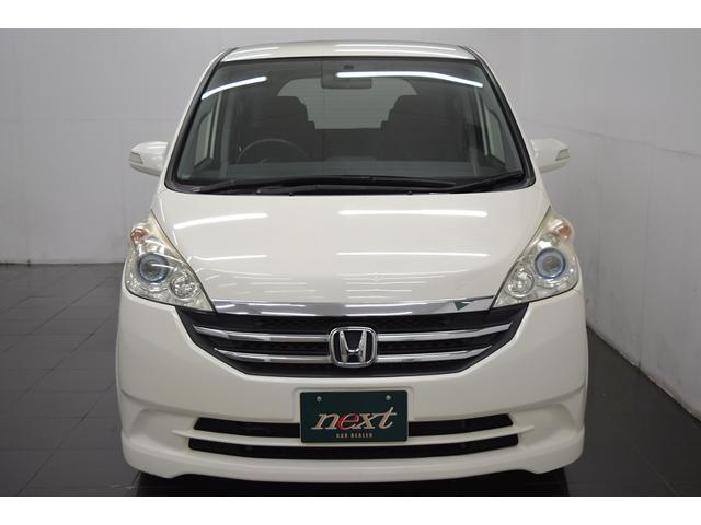 ステップワゴン Ｇ　Ｌ　ＨＤＤナビパッケージ　純正ナビ　バックカメラ　ＥＴＣ　キーレス　ＨＩＤ　オートエアコン　フルフラットシート　両側パワースライドドア（7枚目）