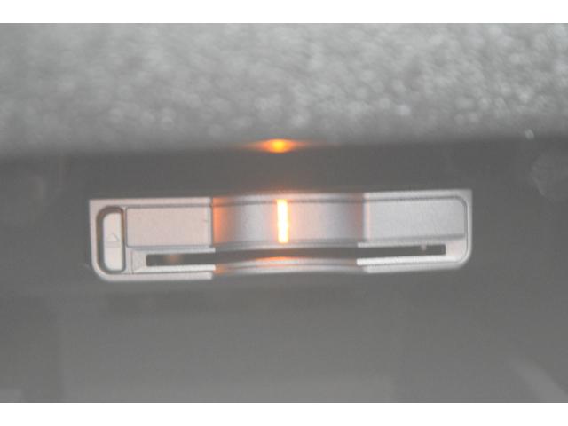 ステップワゴン Ｇ　Ｌ　ＨＤＤナビパッケージ　純正ナビ　バックカメラ　ＥＴＣ　キーレス　ＨＩＤ　オートエアコン　フルフラットシート　両側パワースライドドア（15枚目）