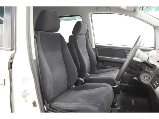 ステップワゴン Ｇ　Ｌ　ＨＤＤナビパッケージ　純正ナビ　バックカメラ　ＥＴＣ　キーレス　ＨＩＤ　オートエアコン　フルフラットシート　両側パワースライドドア（18枚目）