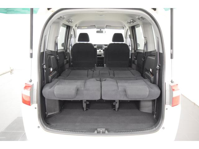 ステップワゴン Ｇ　Ｌ　ＨＤＤナビパッケージ　純正ナビ　バックカメラ　ＥＴＣ　キーレス　ＨＩＤ　オートエアコン　フルフラットシート　両側パワースライドドア（42枚目）
