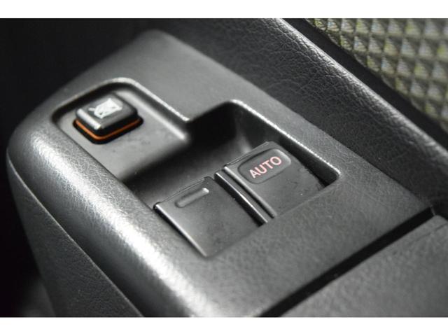 タウンエースバン GL ホワイトリボンタイヤ USマーカー メッキトリムリング ブラウンシートカバー バックカメラ キーレス ETC オートエアコン 両側スライドドア(30枚目)