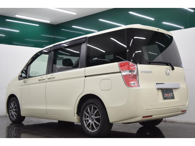 ステップワゴン G Lパッケージ 地デジナビ バックカメラ キーレス ETC HID フルフラット オートライト オートエアコン 両側パワースライドドア(10枚目)