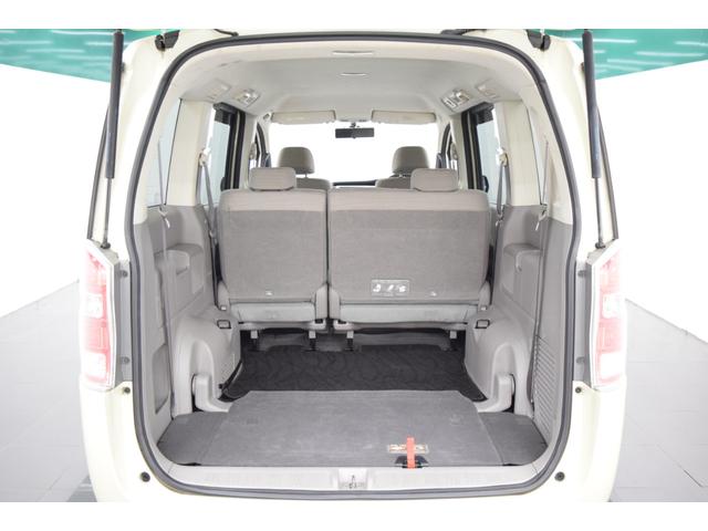 ステップワゴン G Lパッケージ 地デジナビ バックカメラ キーレス ETC HID フルフラット オートライト オートエアコン 両側パワースライドドア(24枚目)