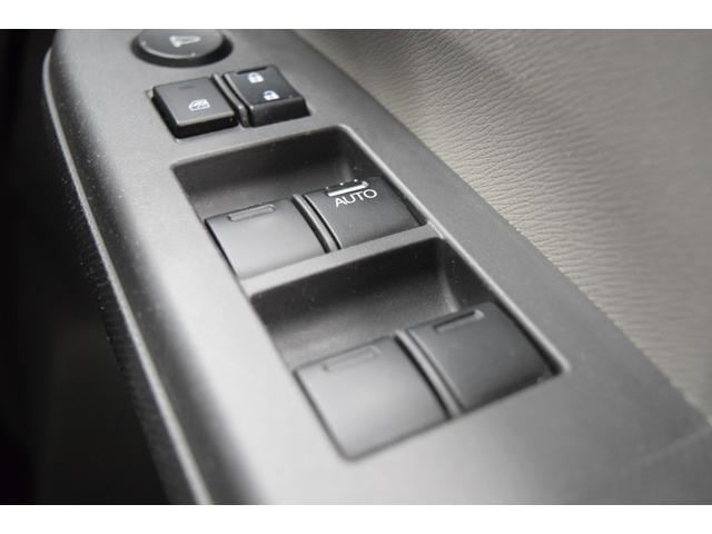 ステップワゴン G Lパッケージ 地デジナビ バックカメラ キーレス ETC HID フルフラット オートライト オートエアコン 両側パワースライドドア(33枚目)