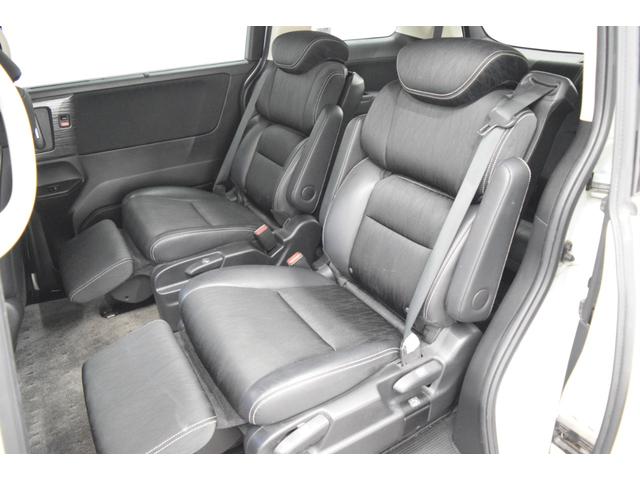 オデッセイ アブソルート・ＥＸ　Ｂｌｕｅｔｏｏｔｈ　衝突被害軽減システム　後席モニター　パワーシート　フルセグナビ　クルーズコントロール　ハーフレザーシート　バックカメラ　スマートキー　アイドリングストップ　両側パワースライドドア（38枚目）