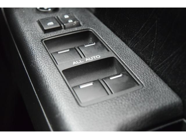 オデッセイ アブソルート・ＥＸ　Ｂｌｕｅｔｏｏｔｈ　衝突被害軽減システム　後席モニター　パワーシート　フルセグナビ　クルーズコントロール　ハーフレザーシート　バックカメラ　スマートキー　アイドリングストップ　両側パワースライドドア（49枚目）