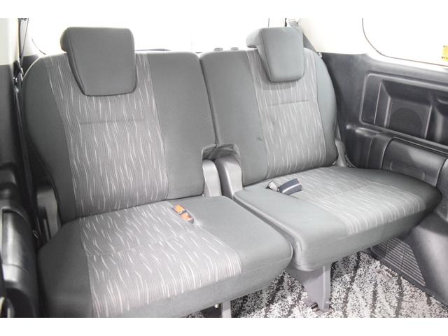 ヴォクシー ZS 煌III Bluetooth バックカメラ フルセグナビ デュアルオートエアコン スマートキー フルフラットシート マニュアルモード HID オートライト 両側スライドシート(18枚目)