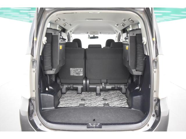 ヴォクシー ZS 煌III Bluetooth バックカメラ フルセグナビ デュアルオートエアコン スマートキー フルフラットシート マニュアルモード HID オートライト 両側スライドシート(22枚目)