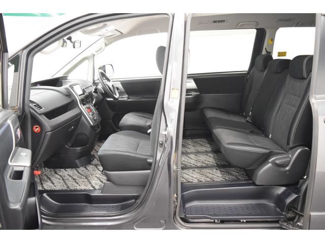 ヴォクシー ZS 煌III Bluetooth バックカメラ フルセグナビ デュアルオートエアコン スマートキー フルフラットシート マニュアルモード HID オートライト 両側スライドシート(44枚目)