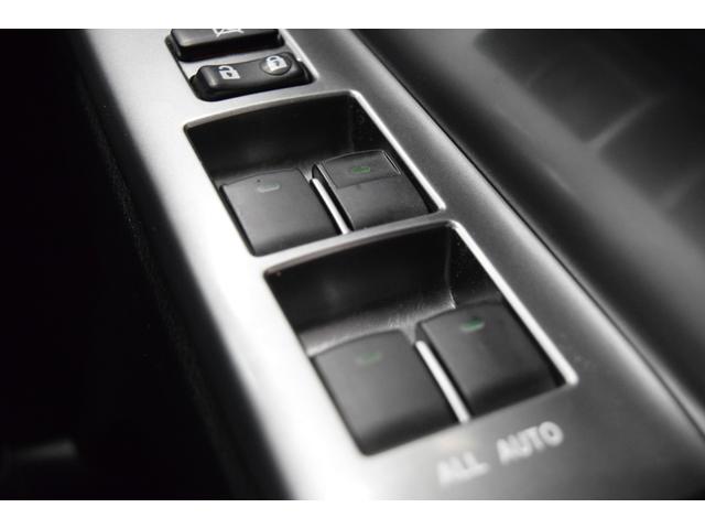 ヴォクシー ZS 煌III Bluetooth バックカメラ フルセグナビ デュアルオートエアコン スマートキー フルフラットシート マニュアルモード HID オートライト 両側スライドシート(46枚目)