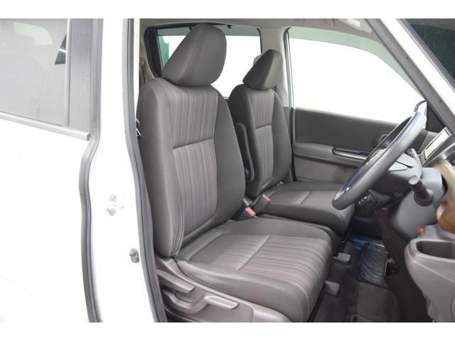 フリードハイブリッド ハイブリッド・Gホンダセンシング 衝突軽減システム バックカメラ アダプティブクルーズコントロール レーンアシスト スマートキー アイドリングストップ オートエアコン スマートキー オートエアコン 両側パワースライドドア(14枚目)