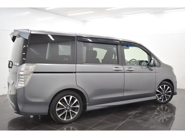 ステップワゴンスパーダ Z クールスピリット フルセグナビ バックカメラ アイドリングストップ フルフラット ETC HID ハーフレザーシート スマートキー クルーズコントロール マニュアルモード オートライト 両側パワースライドドア(9枚目)