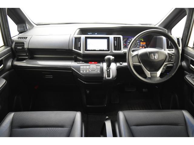 ステップワゴンスパーダ Z クールスピリット フルセグナビ バックカメラ アイドリングストップ フルフラット ETC HID ハーフレザーシート スマートキー クルーズコントロール マニュアルモード オートライト 両側パワースライドドア(11枚目)