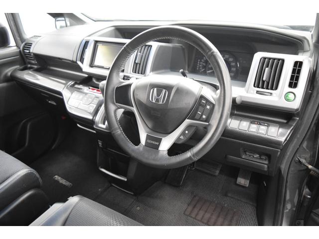 ステップワゴンスパーダ Z クールスピリット フルセグナビ バックカメラ アイドリングストップ フルフラット ETC HID ハーフレザーシート スマートキー クルーズコントロール マニュアルモード オートライト 両側パワースライドドア(17枚目)