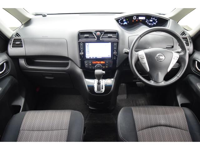 セレナ ハイウェイスター　Ｖセレ＋セーフティＩＩ　ＳＨＶ　Ｂｌｕｅｔｏｏｔｈ　フルセグナビ　全周囲カメラ　後席モニター　衝突被害軽減システム　サイドリフトアップシート　コーナーセンサー　アイドリングストップ　クルコン　ダブルオートエアコン　両側パワースライド（15枚目）