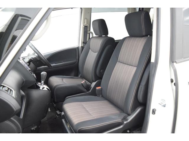 セレナ ハイウェイスター　Ｖセレ＋セーフティＩＩ　ＳＨＶ　Ｂｌｕｅｔｏｏｔｈ　フルセグナビ　全周囲カメラ　後席モニター　衝突被害軽減システム　サイドリフトアップシート　コーナーセンサー　アイドリングストップ　クルコン　ダブルオートエアコン　両側パワースライド（31枚目）