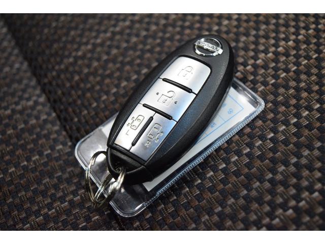 セレナ ハイウェイスター　Ｖセレ＋セーフティＩＩ　ＳＨＶ　Ｂｌｕｅｔｏｏｔｈ　フルセグナビ　全周囲カメラ　後席モニター　衝突被害軽減システム　サイドリフトアップシート　コーナーセンサー　アイドリングストップ　クルコン　ダブルオートエアコン　両側パワースライド（45枚目）